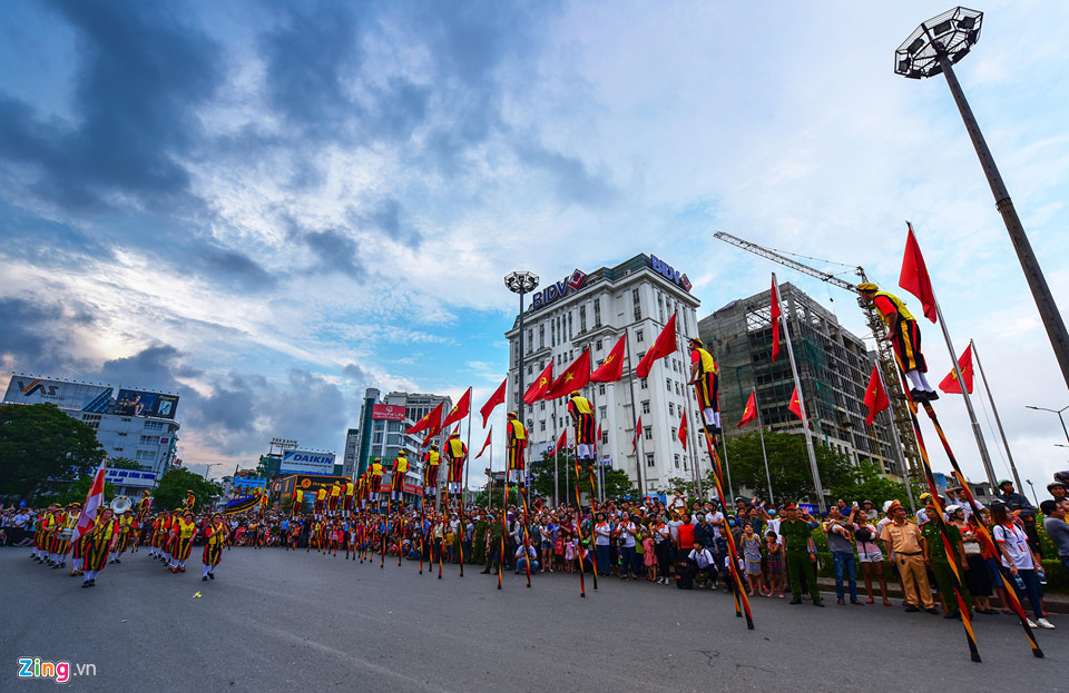 Lễ hội đường phố đặc sắc tại Festival Huế