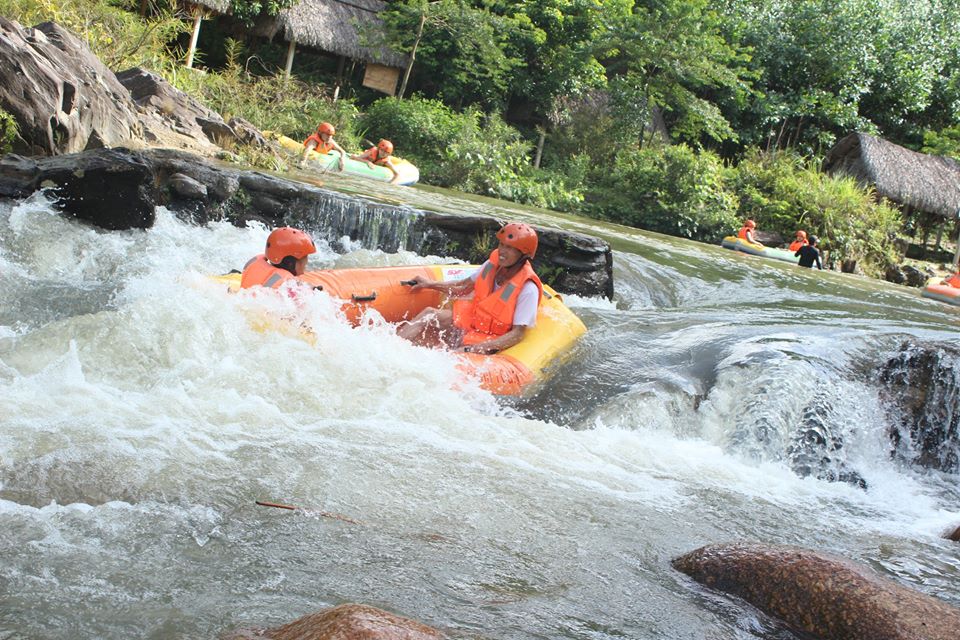 thac nuoc hoa phu thanh